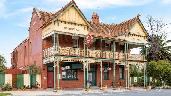 Wimmera town's historic pub back on the market with a new price