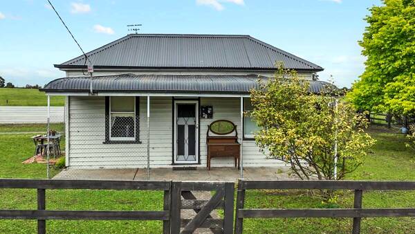 Special delivery with two former post offices on the market in the west