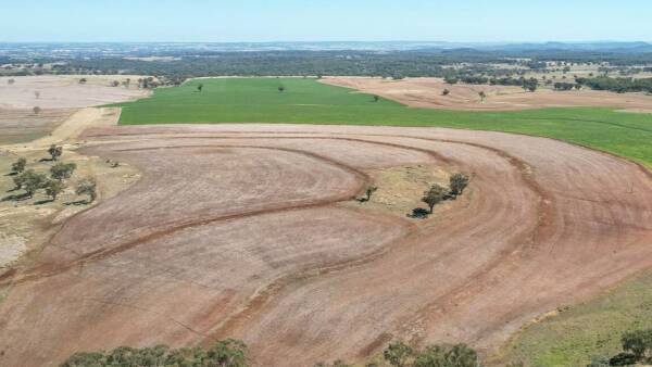 Top quality country for 700 breeders and farming asks $18.5 million | Video