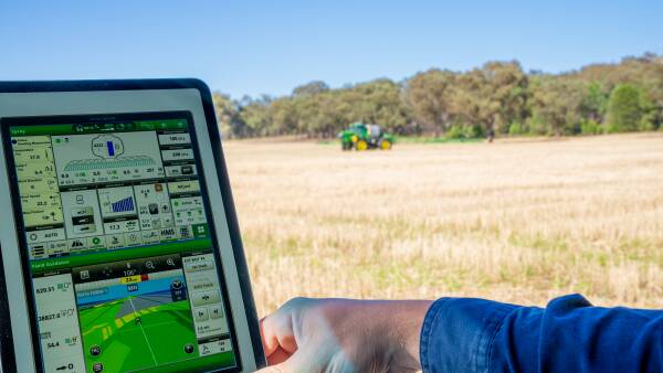On-farm connectivity program: funding cut, rebates capped, no date for EOIs