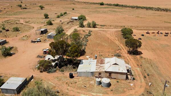 Low-rainfall grazing property near Orroroo in SA sells for $615 per acre