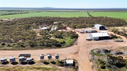 Farm sales hit record low as price expectations clash